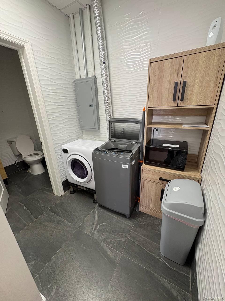 #10 photo, 1231 Broadway, Hewlett , NY 11557