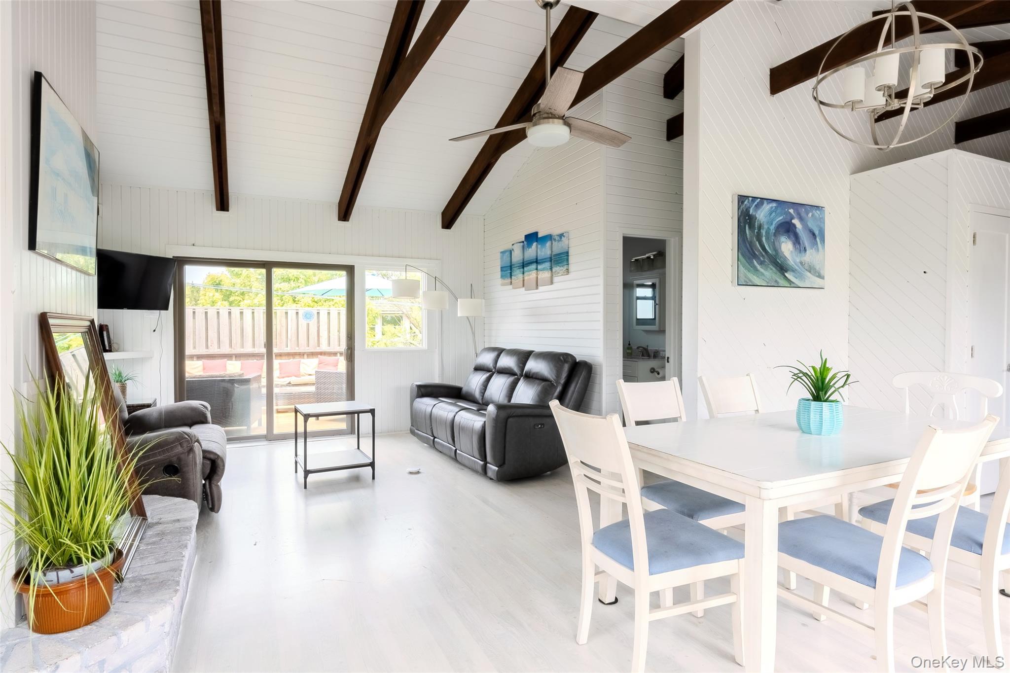 #5 photo, 26 Duneway Avenue, सफ़ोक काउंटी Seaview , NY 11770