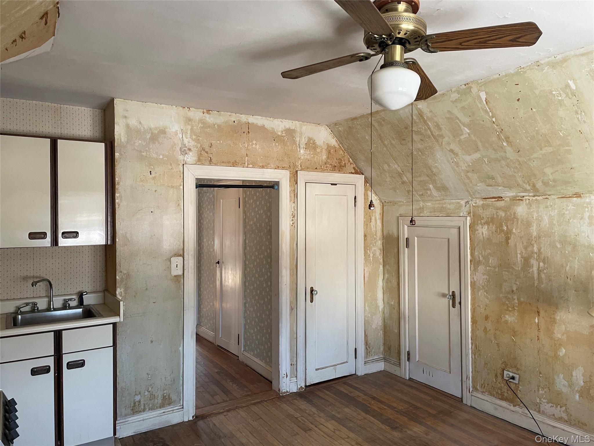 #16 photo, 39 McCollum Place, Yonkers , NY 10704