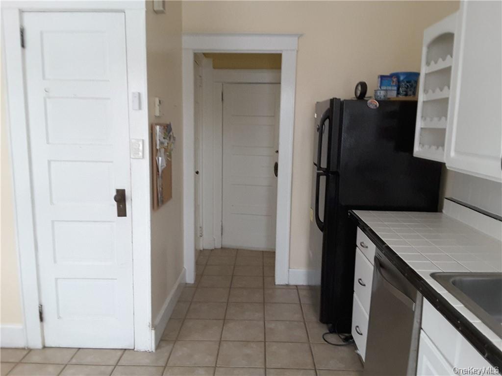 #13 photo, 80 N Main Street, 뉴욕주 Monroe , NY 10950