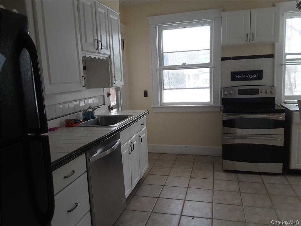 #8 photo, 80 N Main Street, 뉴욕주 Monroe , NY 10950