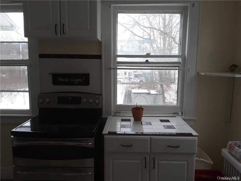 #9 photo, 80 N Main Street, 뉴욕주 Monroe , NY 10950