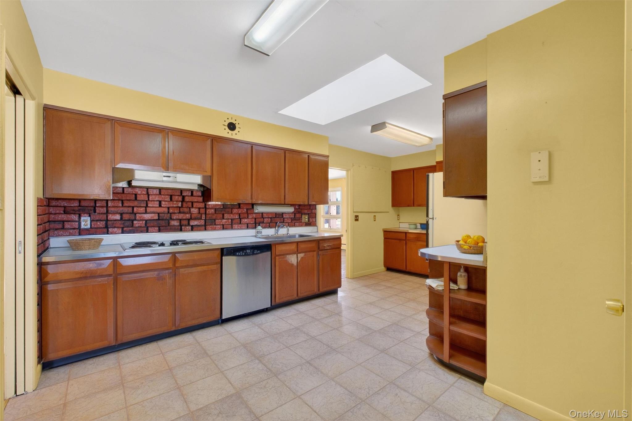 #17 photo, 7 Wodenethe Drive, Beacon , NY 12508