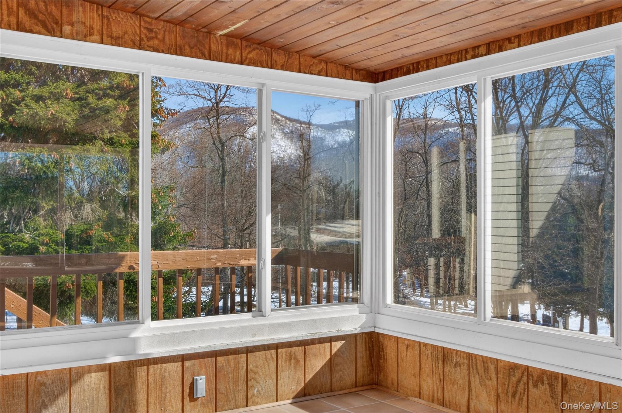 #20 photo, 7 Wodenethe Drive, Beacon , NY 12508