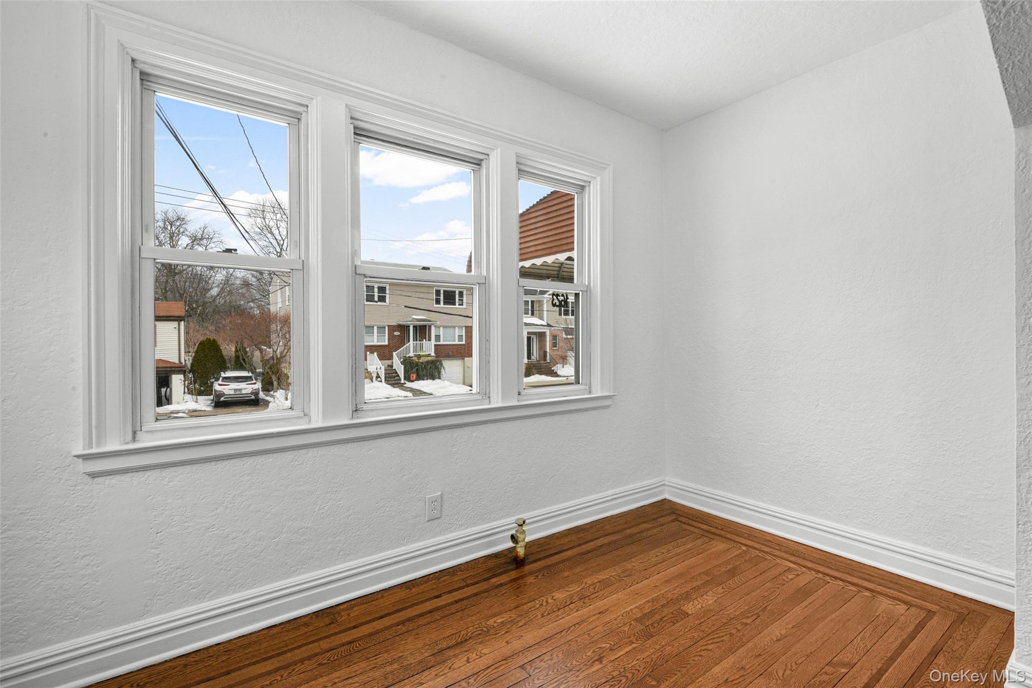 #7 photo, 1623 Rose Avenue, 纽约州 Mamaroneck , NY 10543