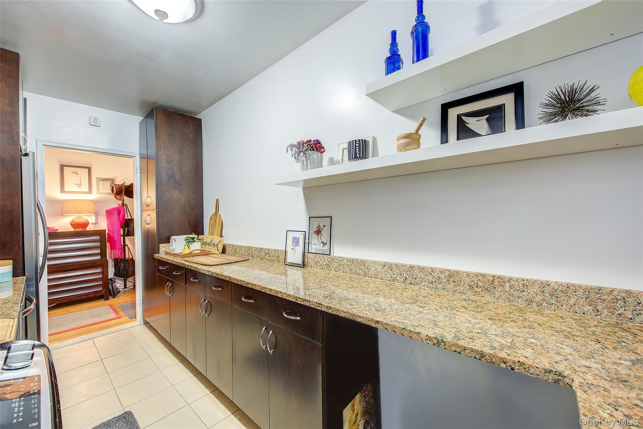 #17 photo, 34-20 78th Street, Куинс ‖ Jackson Heights , NY 11372