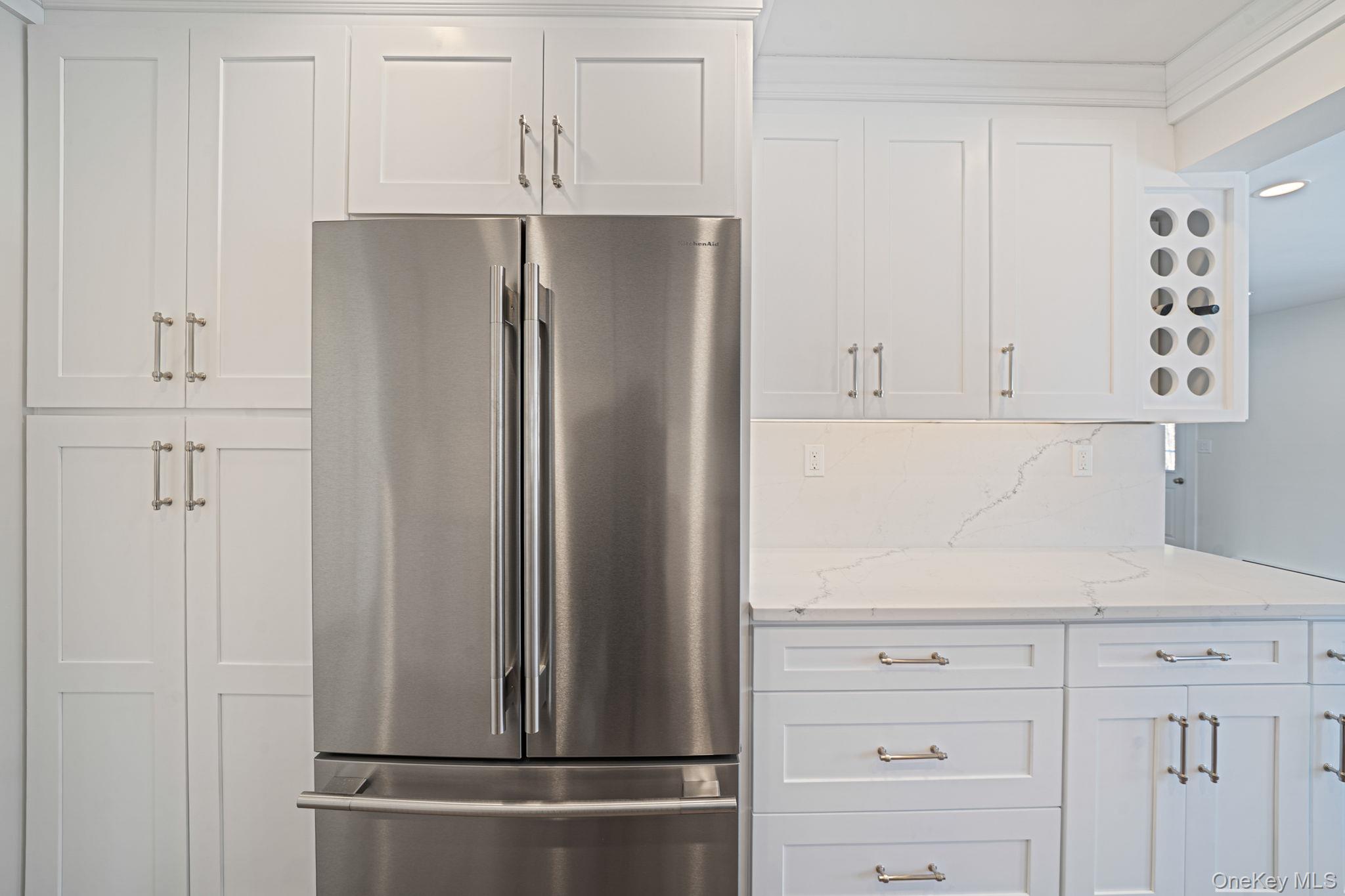 #11 photo, 105 Elberta Drive, সাফোক কাউন্টি East Northport , NY 11731