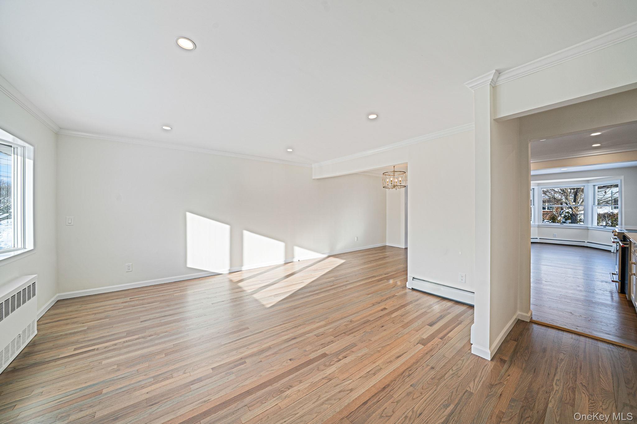 #5 photo, 105 Elberta Drive, সাফোক কাউন্টি East Northport , NY 11731