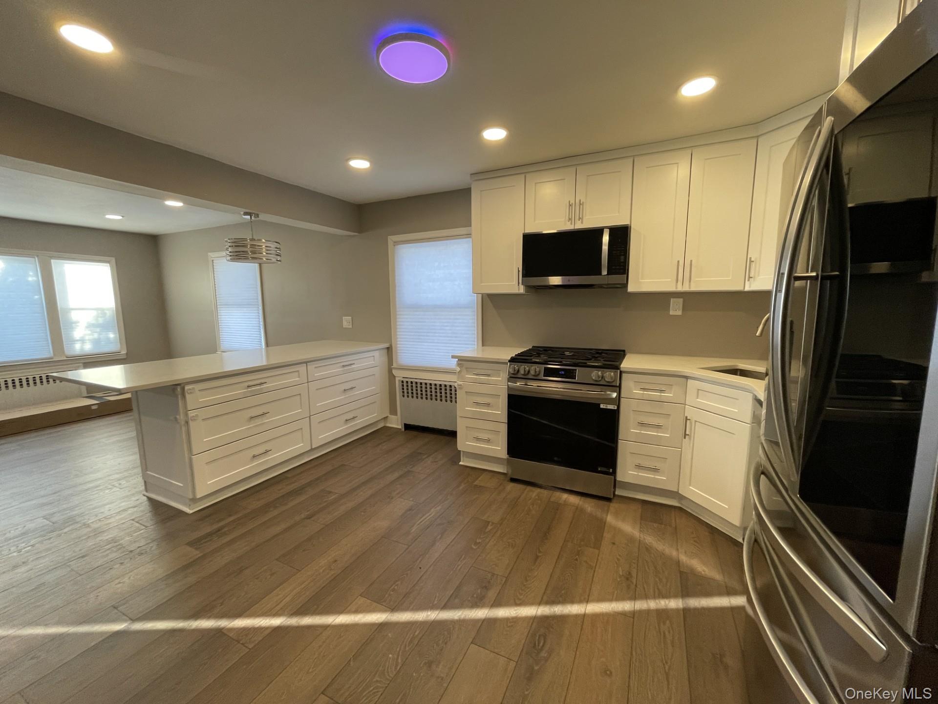 #2 photo, 41 Ostend Road, Island Park , NY 11558