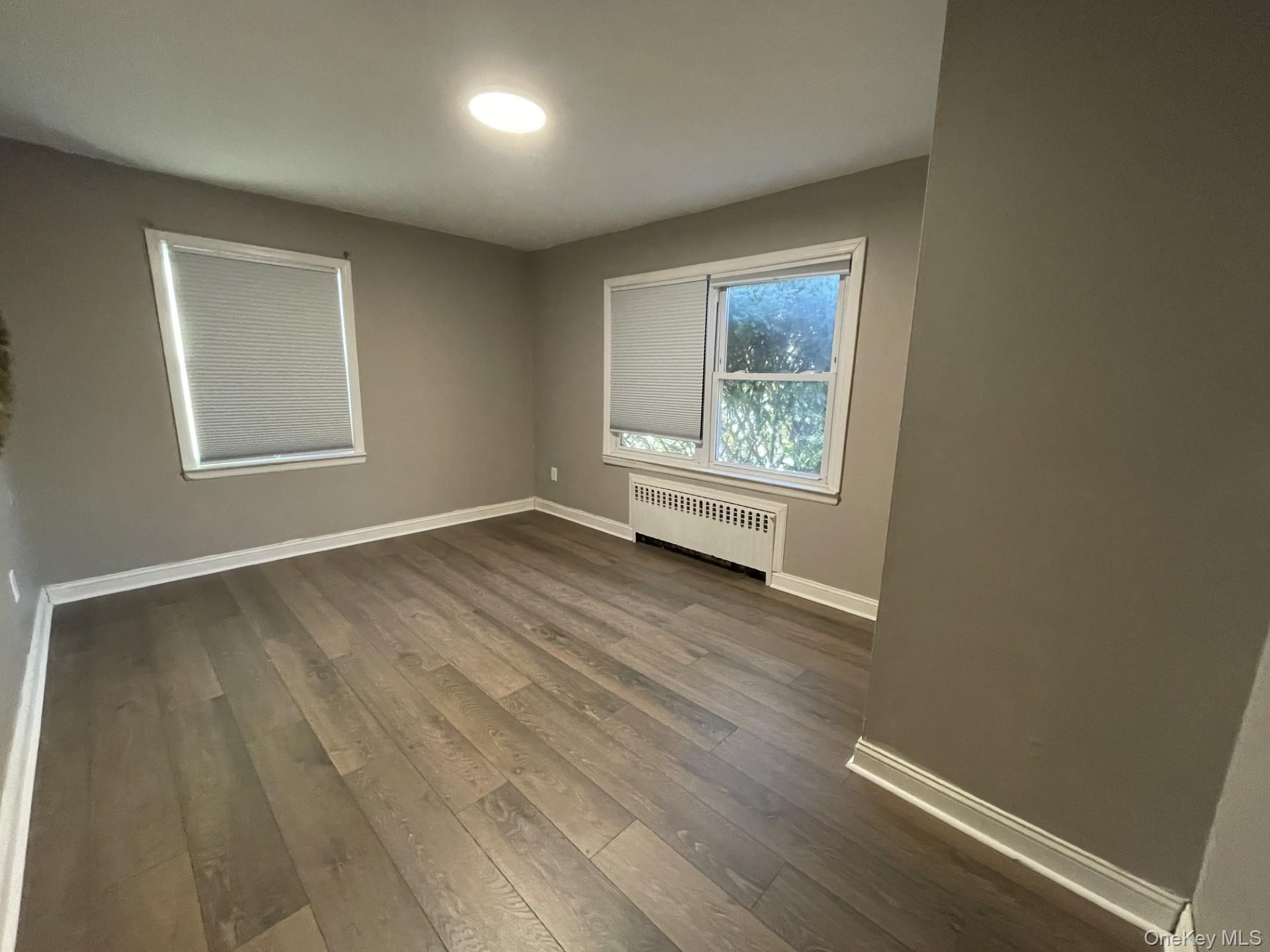 #6 photo, 41 Ostend Road, Island Park , NY 11558