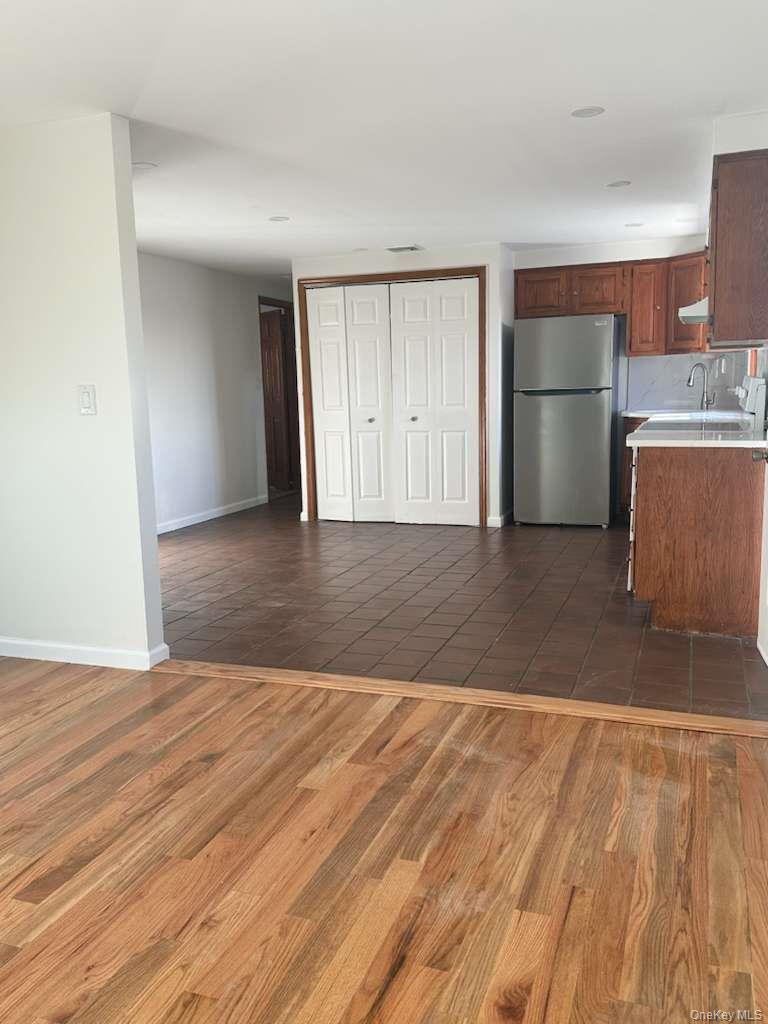 #1 photo, 81 10th Avenue, West Babylon , NY 11704