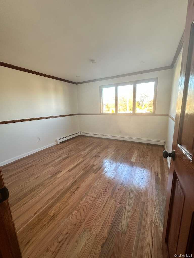 #6 photo, 81 10th Avenue, West Babylon , NY 11704