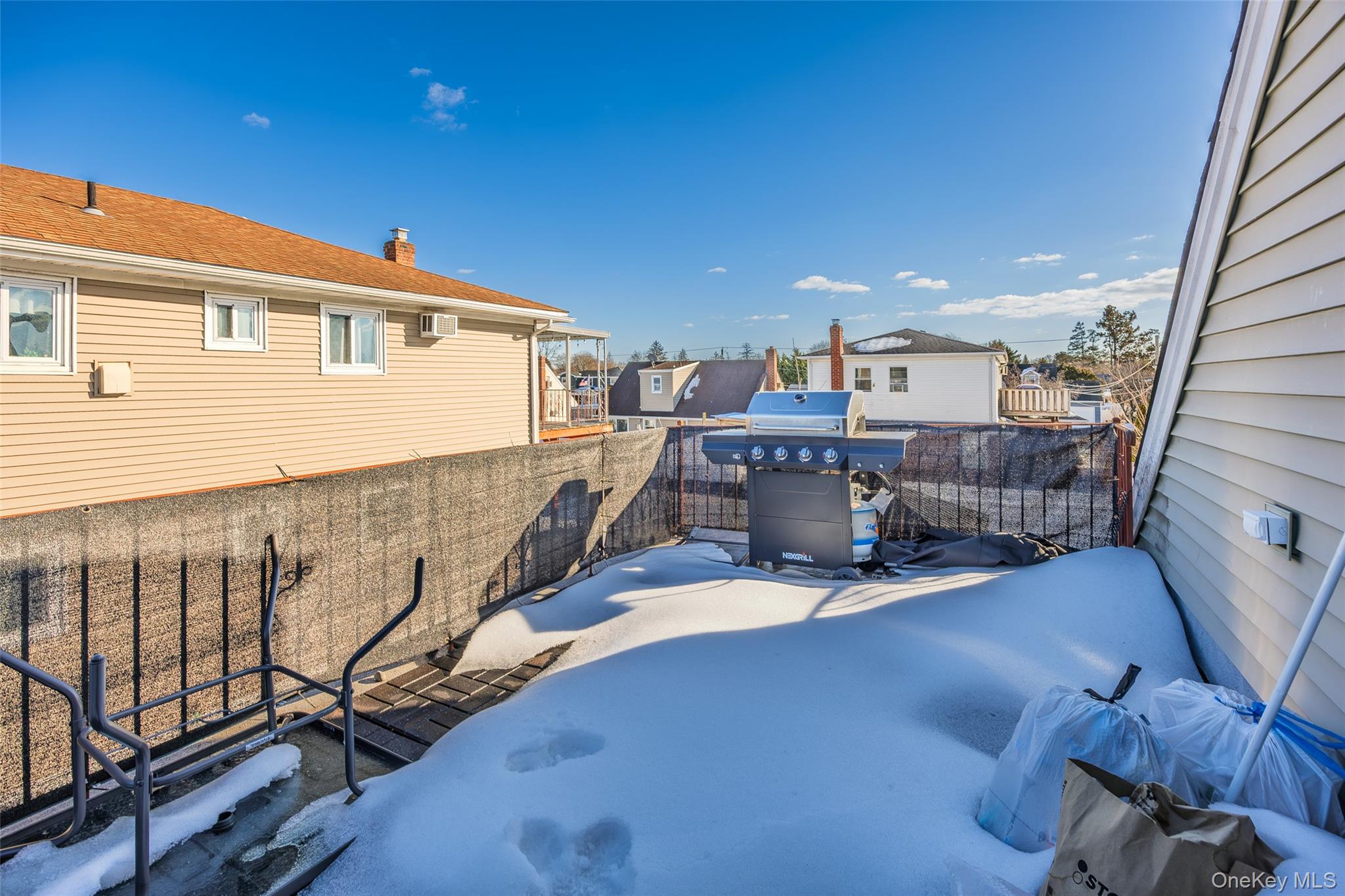 #20 photo, 272 N Delaware Avenue, מחוז נסאו Massapequa , NY 11758