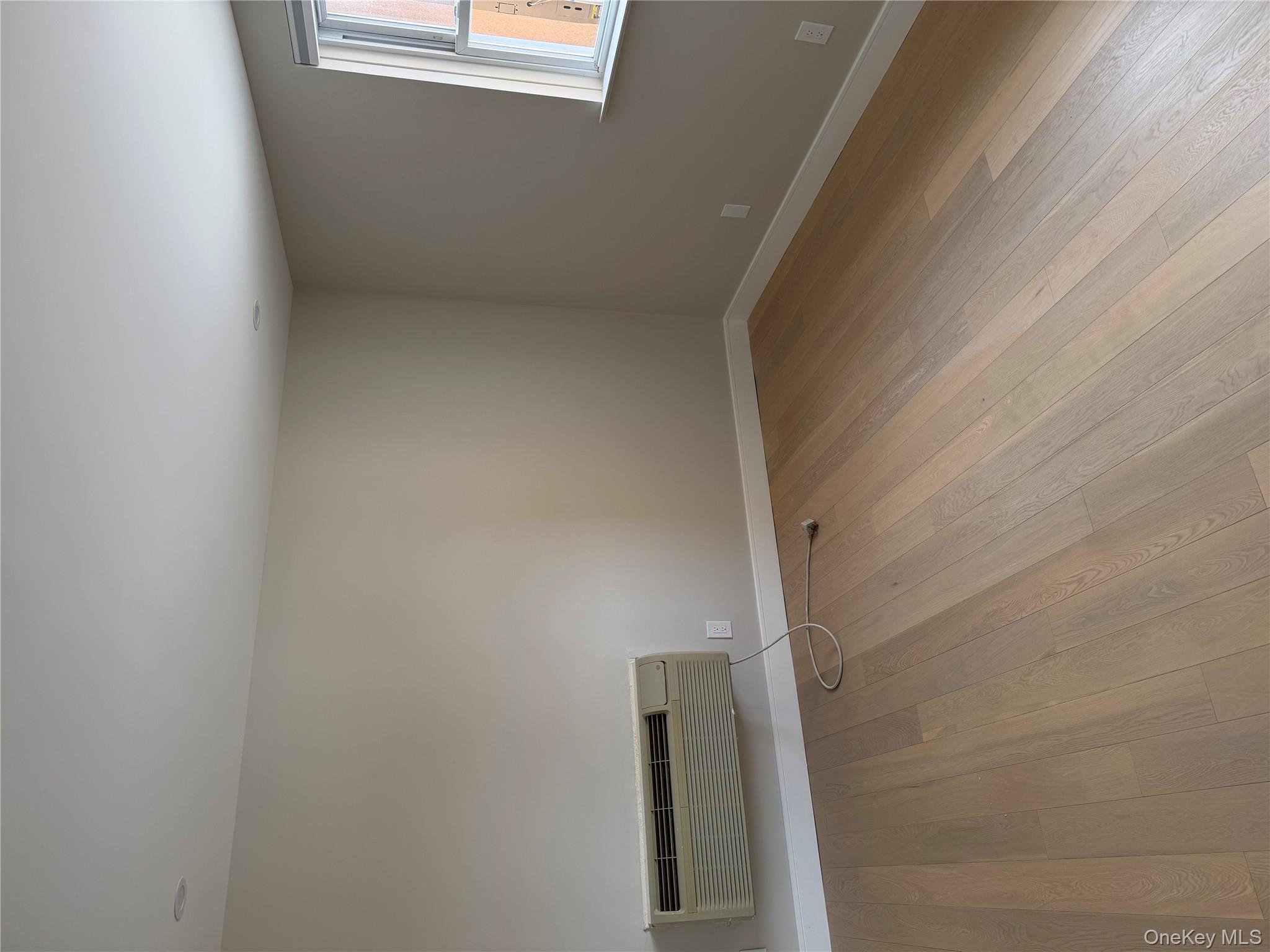 #7 photo, 320 Post Avenue, Westbury , NY 11590