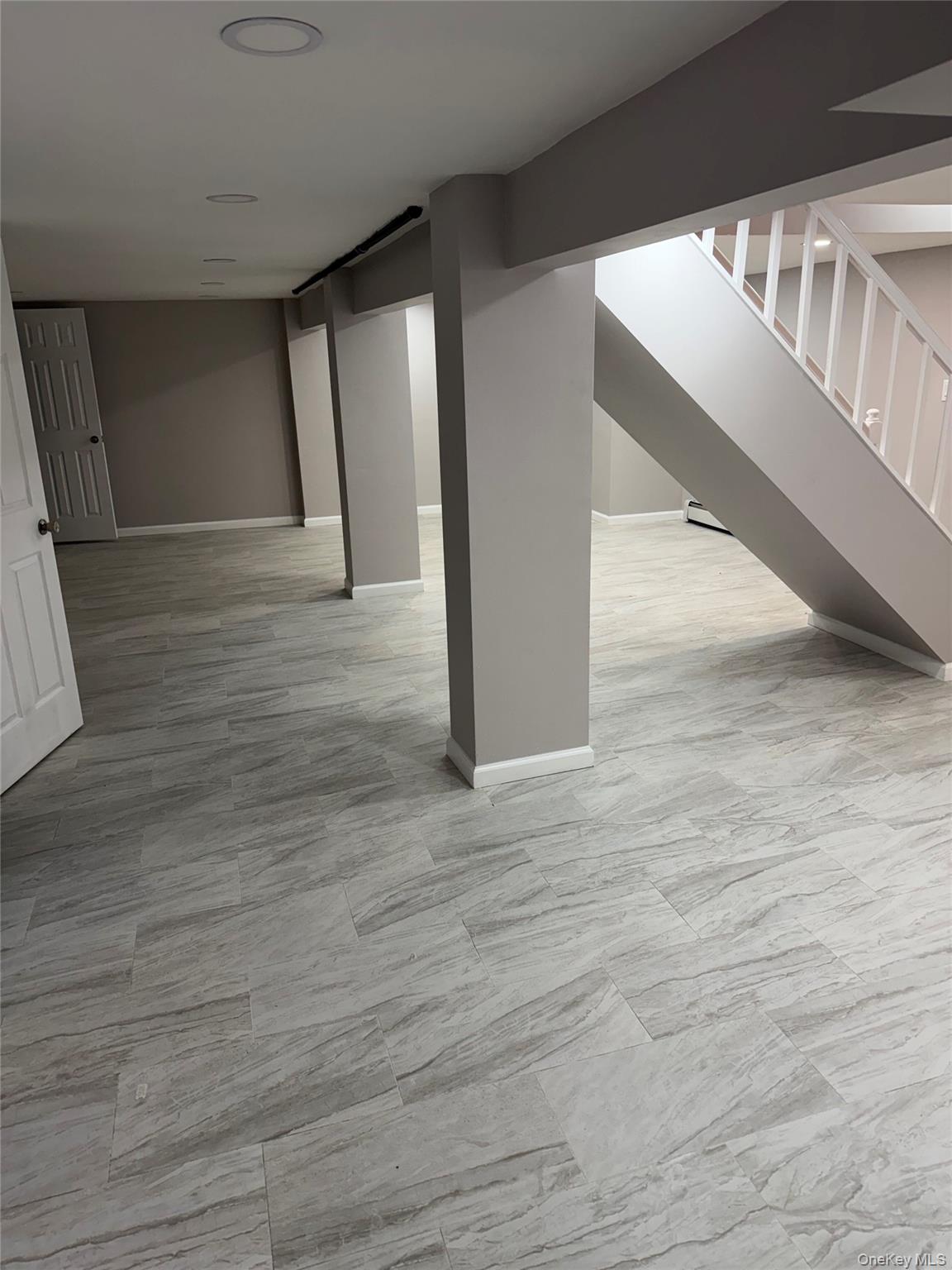 #17 photo, 1356 Eggert Place, कुईंस Far Rockaway , NY 11691