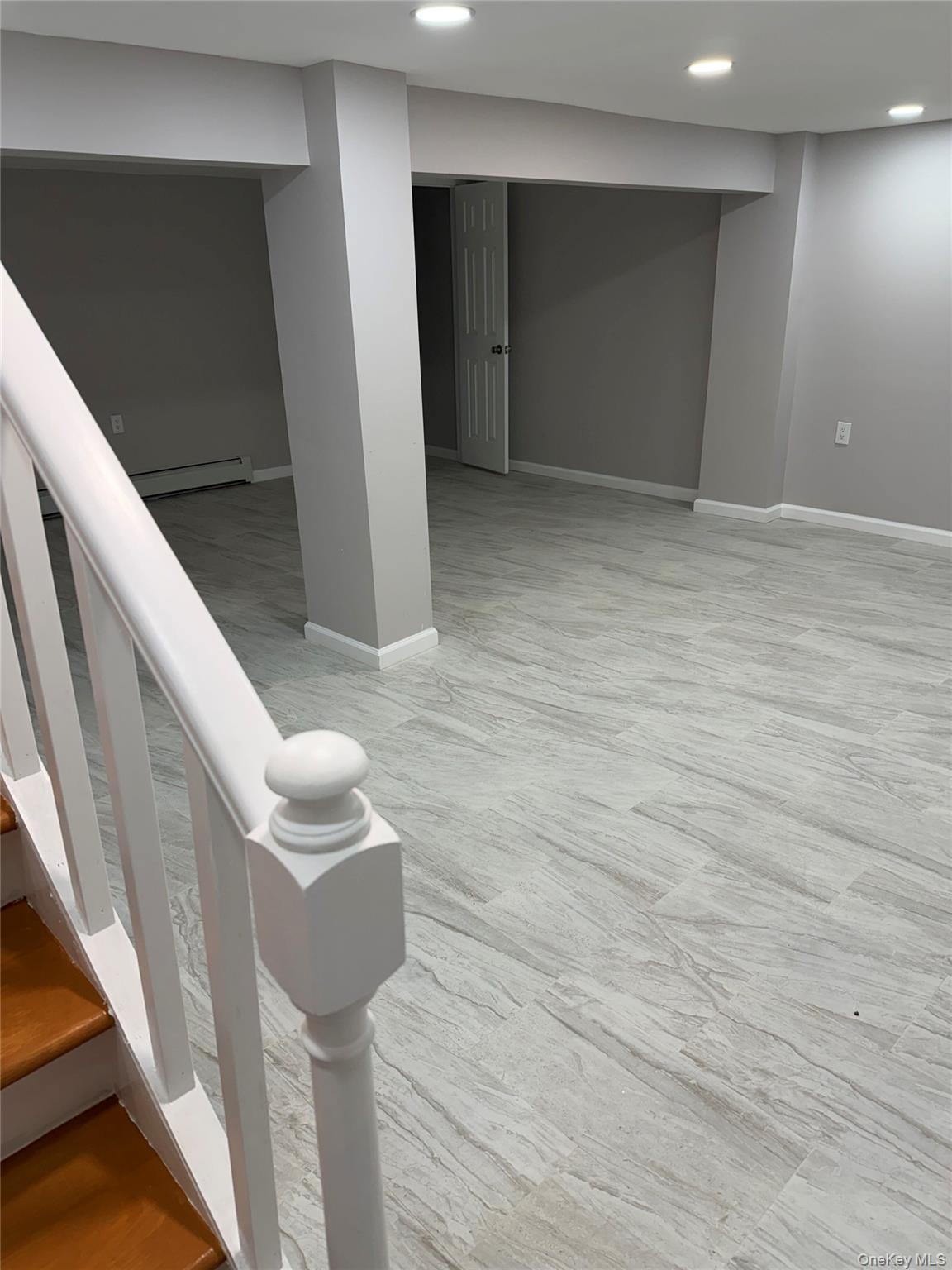 #19 photo, 1356 Eggert Place, कुईंस Far Rockaway , NY 11691