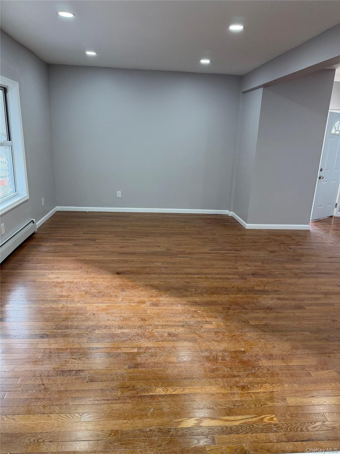 #4 photo, 1356 Eggert Place, कुईंस Far Rockaway , NY 11691