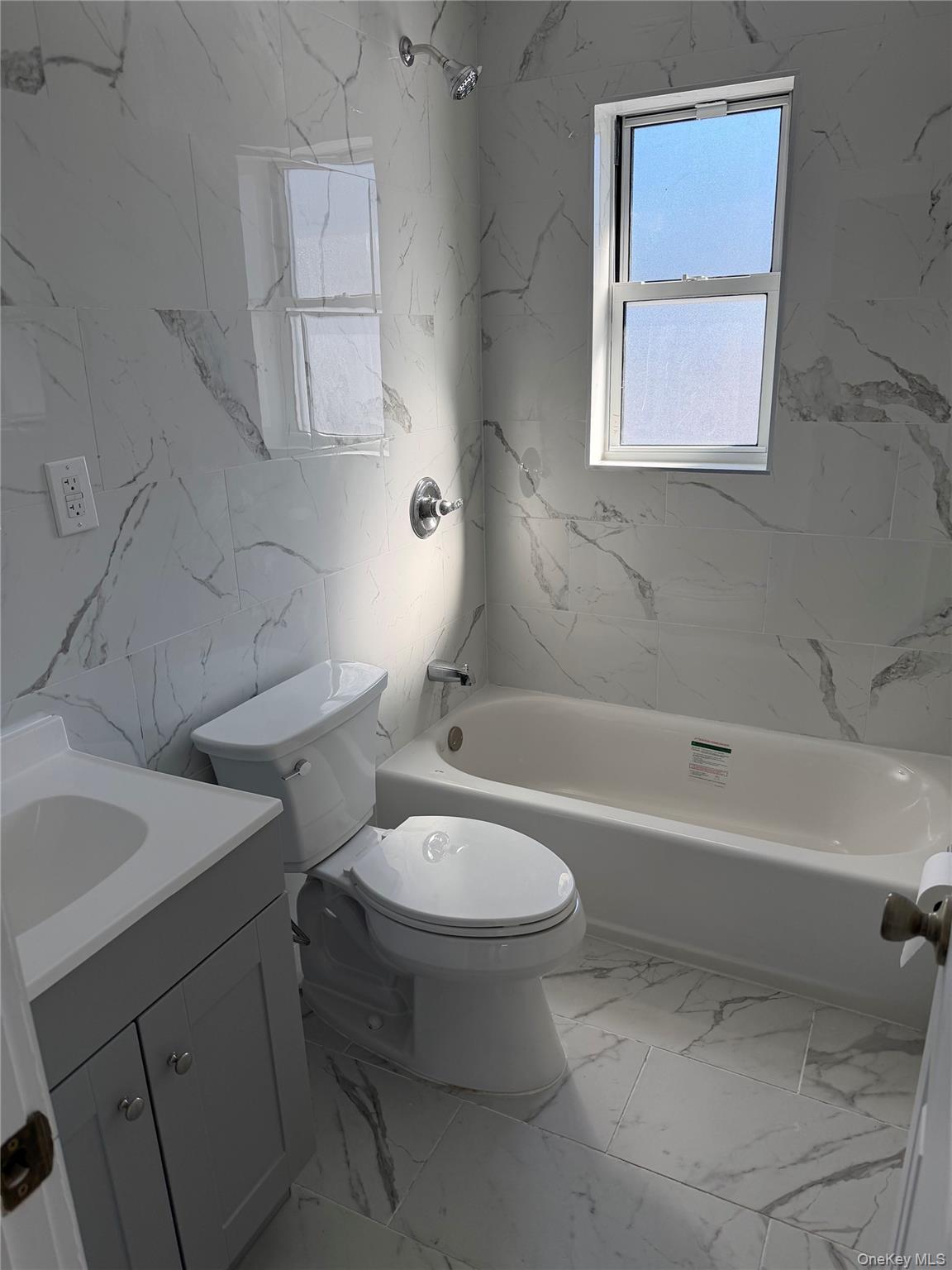 #9 photo, 1356 Eggert Place, कुईंस Far Rockaway , NY 11691