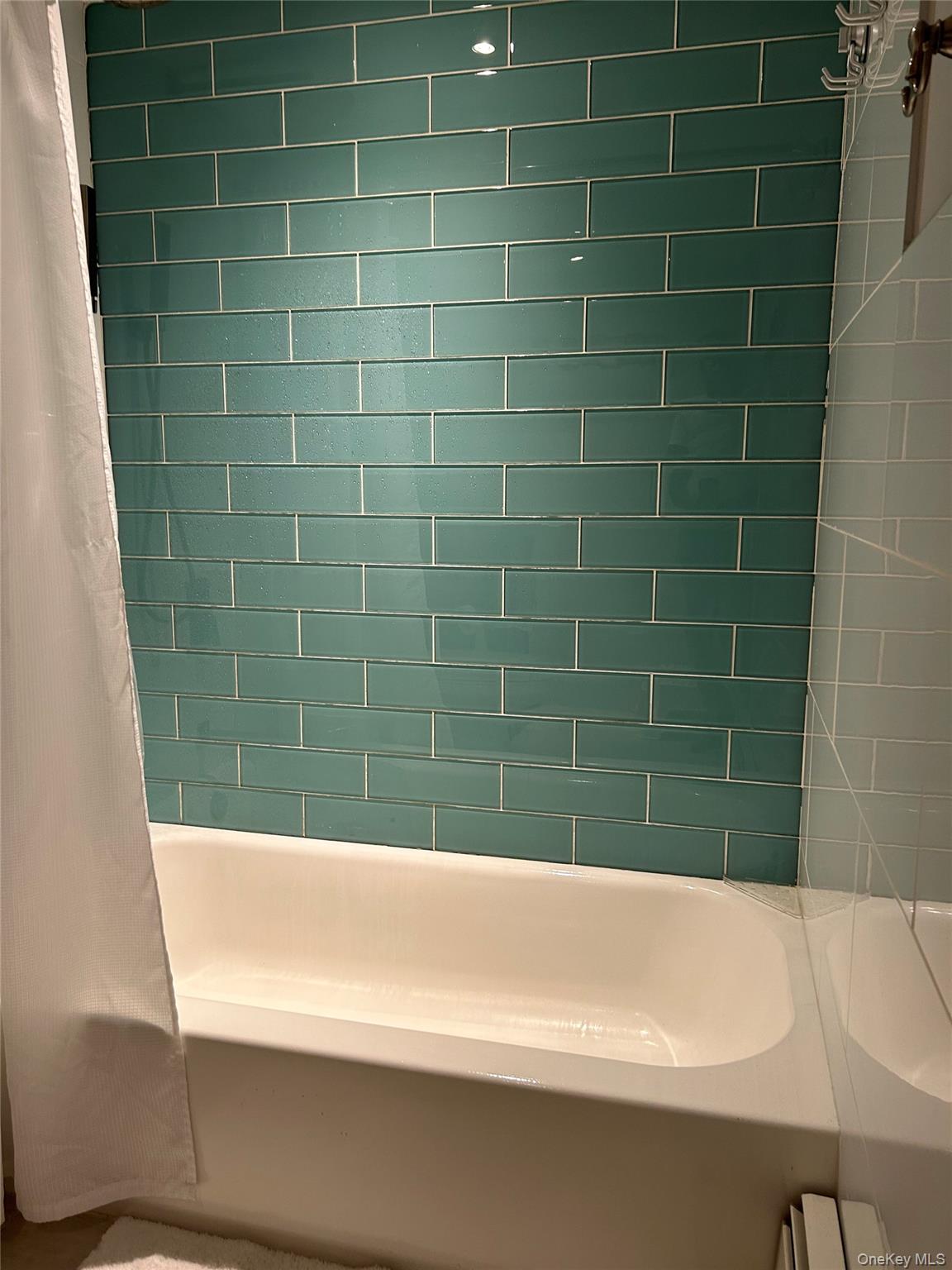 #5 photo, 2897 Harrington Avenue, Bronx , NY 10461