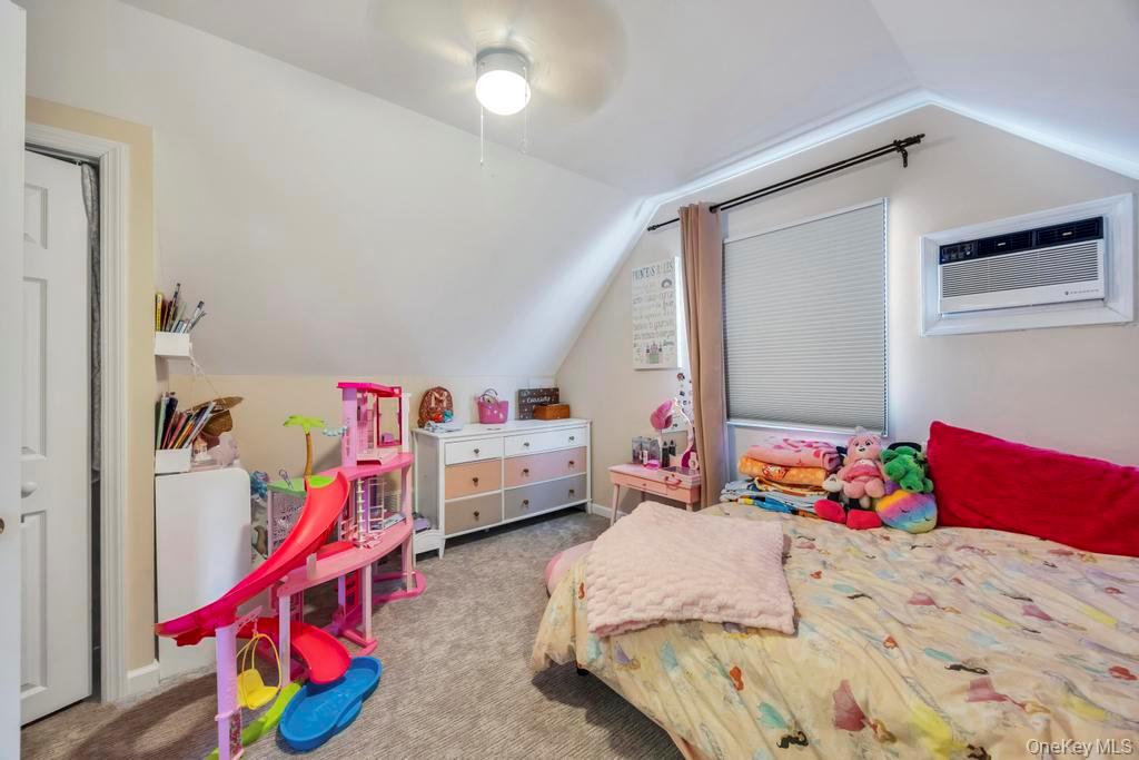 #11 photo, 24 new Lane, Selden , NY 11784