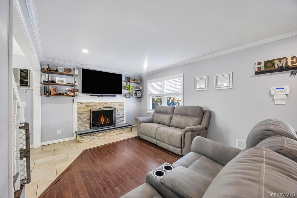 #8 photo, 24 new Lane, Selden , NY 11784