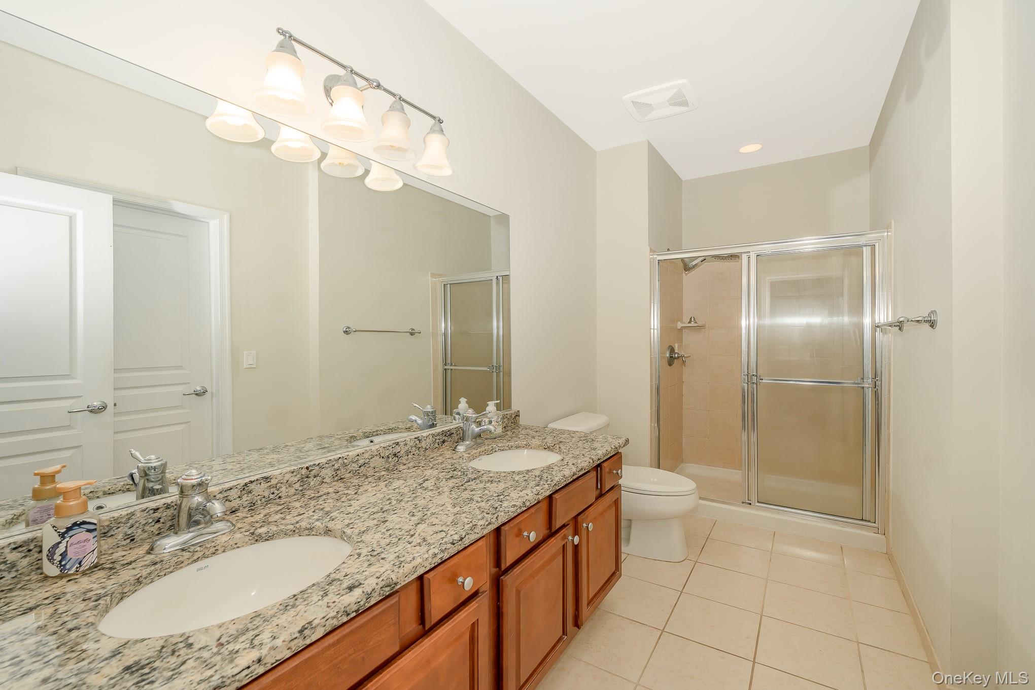 #18 photo, 196 Somerset Drive, Massapequa , NY 11758