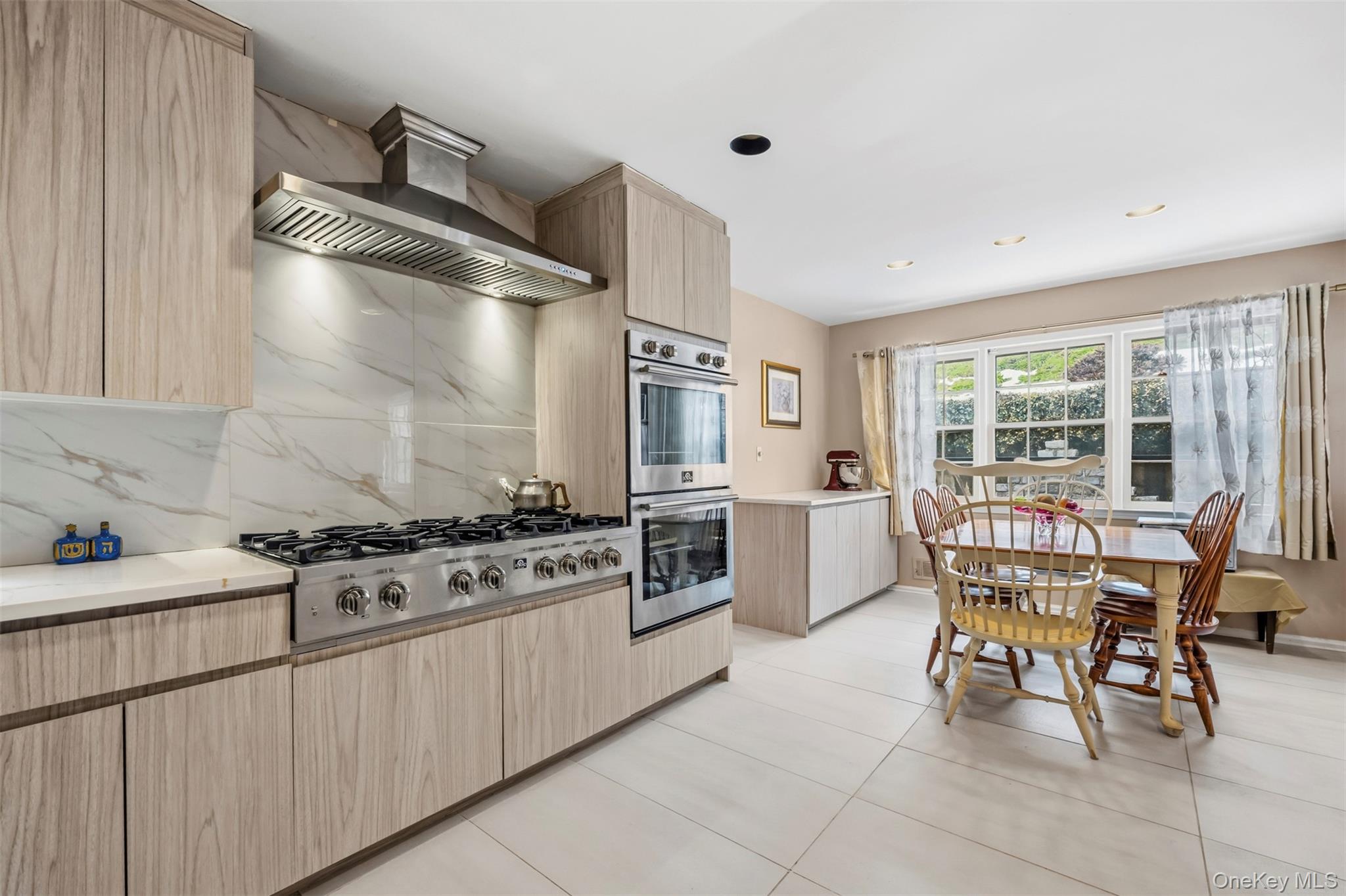 #15 photo, 8 Pine Drive, Great Neck , NY 11021