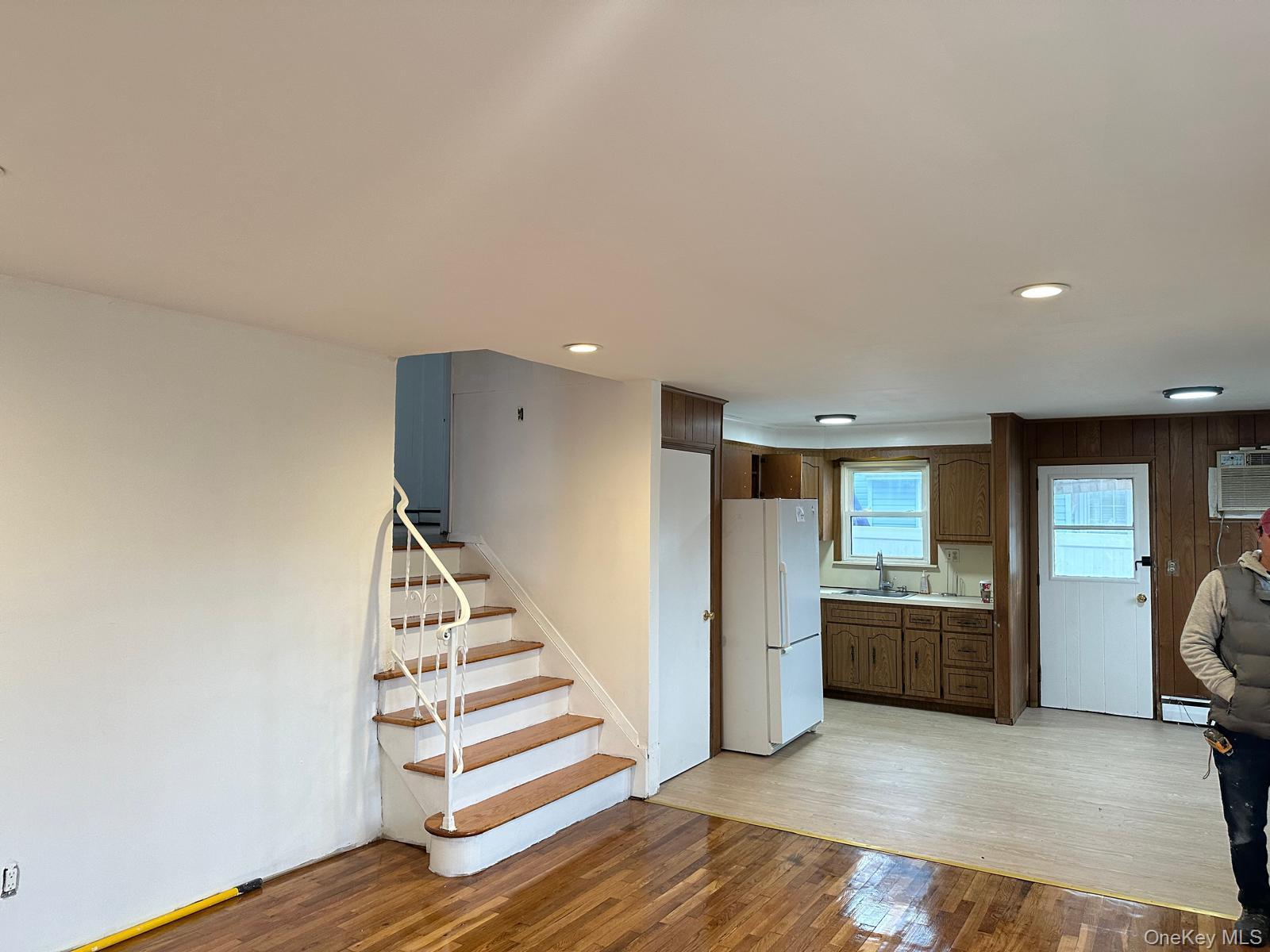 #1 photo, 109 Pratt Street, West Babylon , NY 11704