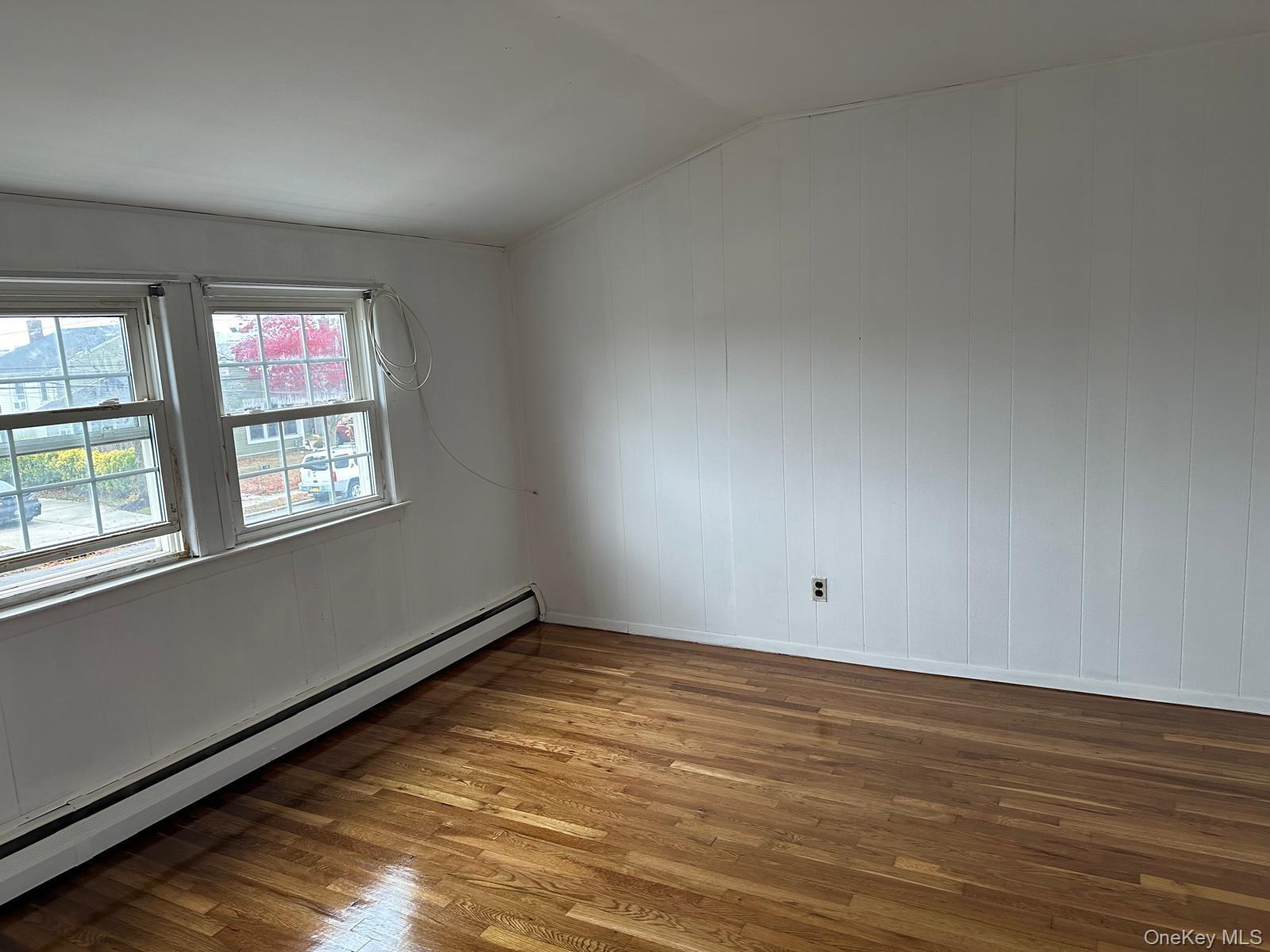 #12 photo, 109 Pratt Street, West Babylon , NY 11704