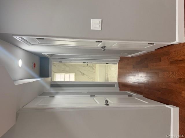 #4 photo, 7 E Lakeland Street, Bay Shore , NY 11706