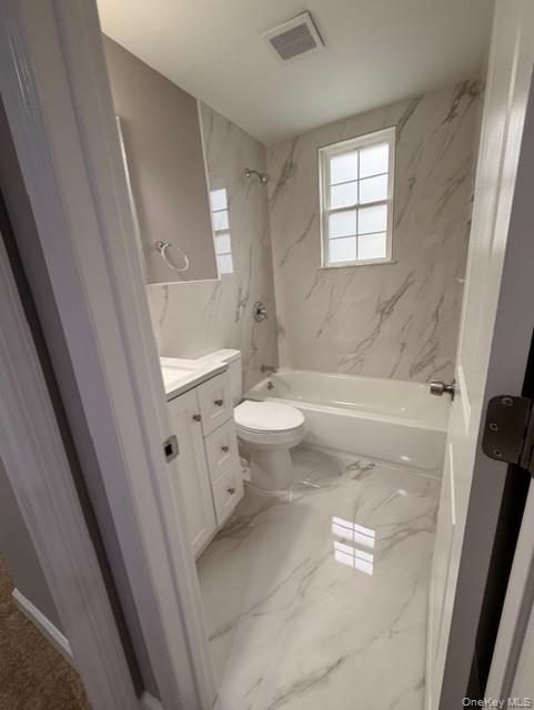 #5 photo, 7 E Lakeland Street, Bay Shore , NY 11706