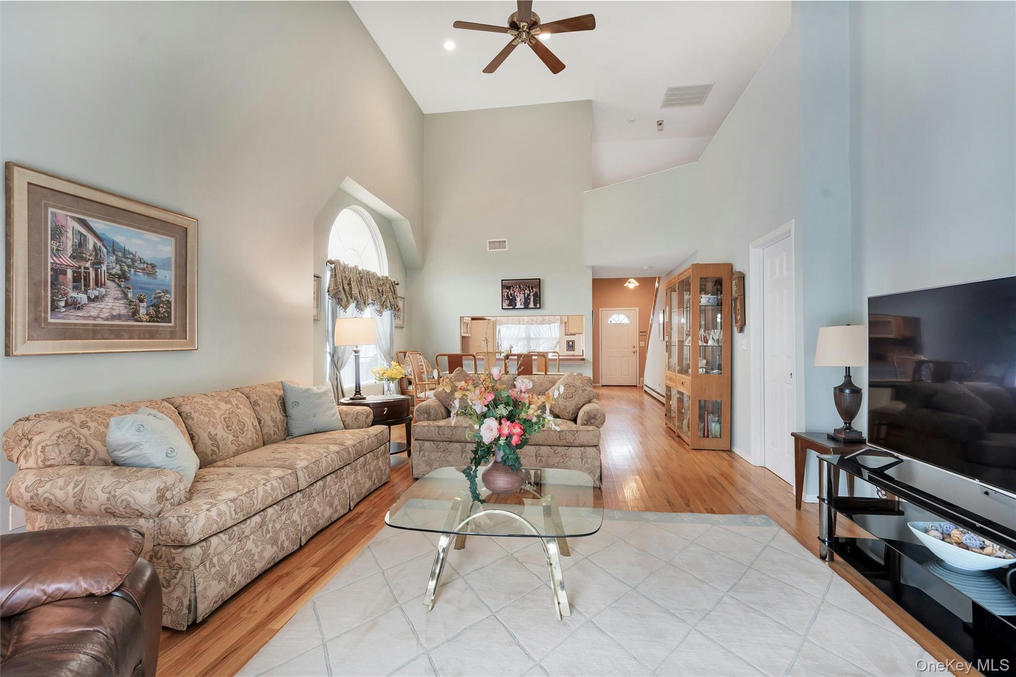 #11 photo, 1 Joyce's Way, 東長島 海湾 Bay Shore , NY 11706