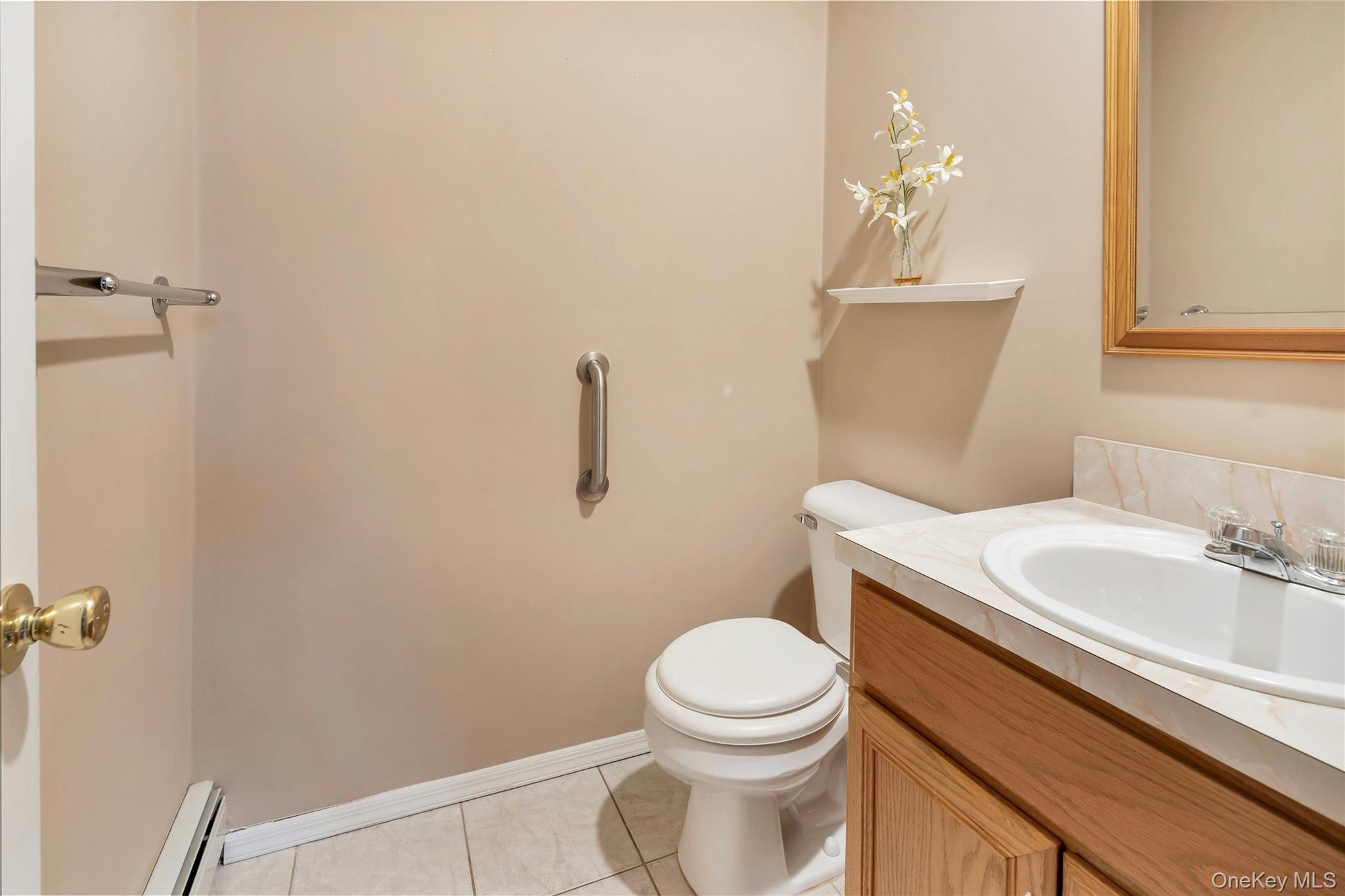 #15 photo, 1 Joyce's Way, 東長島 海湾 Bay Shore , NY 11706