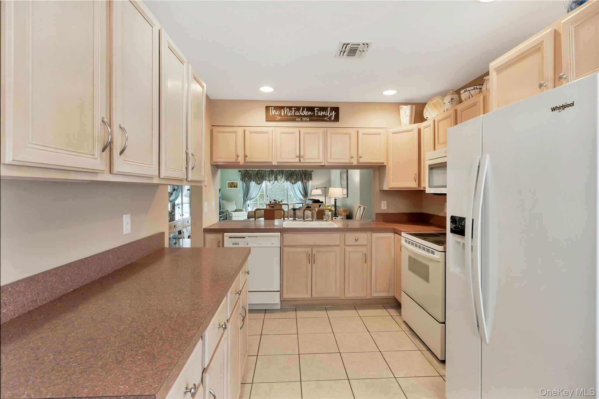 #6 photo, 1 Joyce's Way, 東長島 海湾 Bay Shore , NY 11706