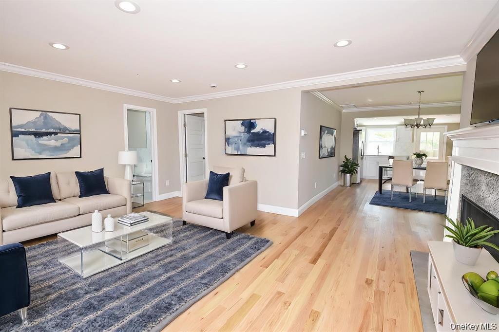 #5 photo, 7600 Main Road, East Marion , NY 11939