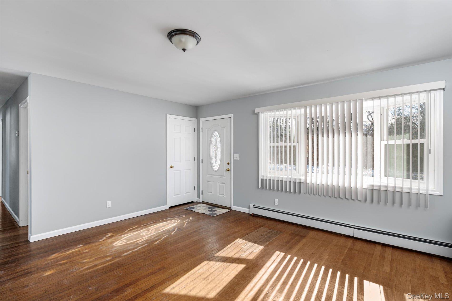 #13 photo, 93 Garfield Boulevard, Farmingdale , NY 11735