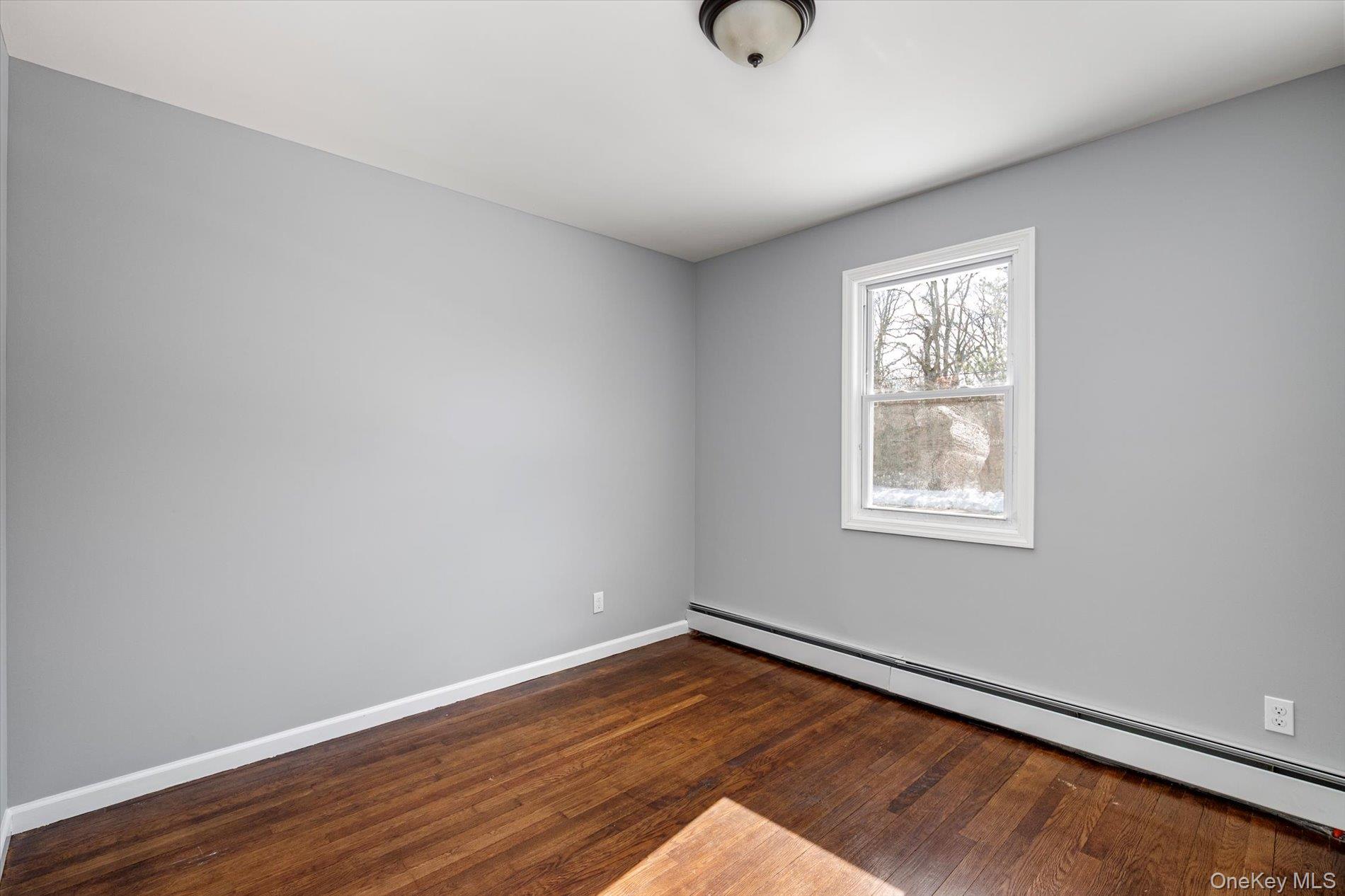 #14 photo, 93 Garfield Boulevard, Farmingdale , NY 11735