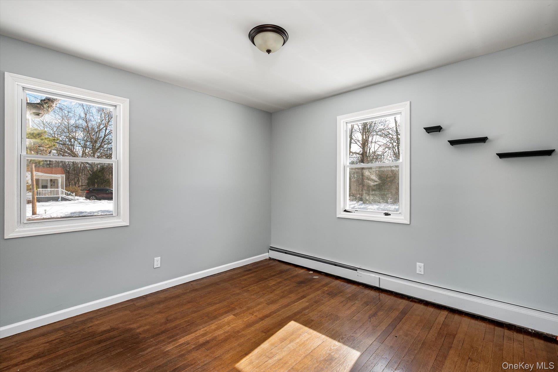 #16 photo, 93 Garfield Boulevard, Farmingdale , NY 11735