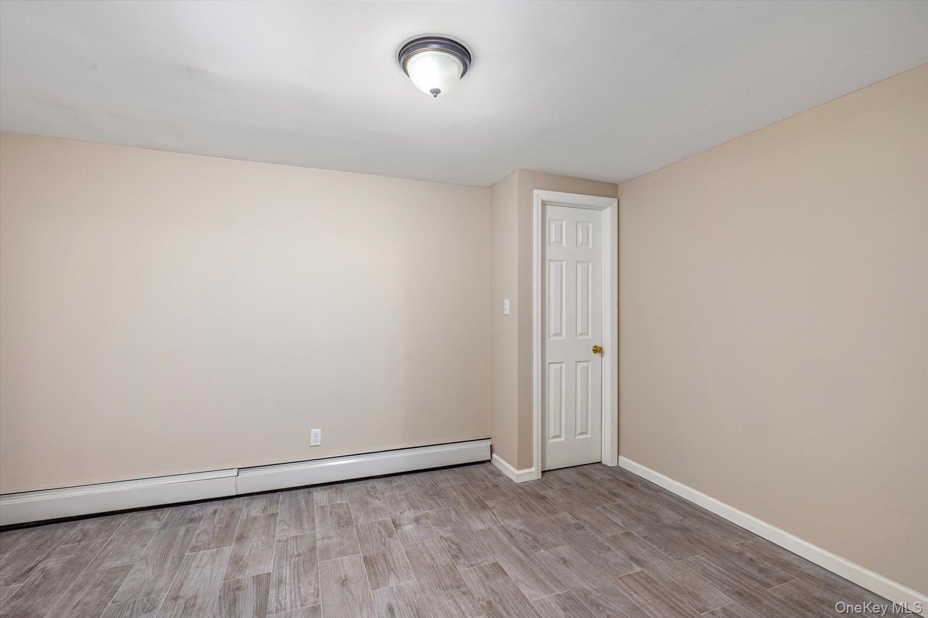 #19 photo, 93 Garfield Boulevard, Farmingdale , NY 11735