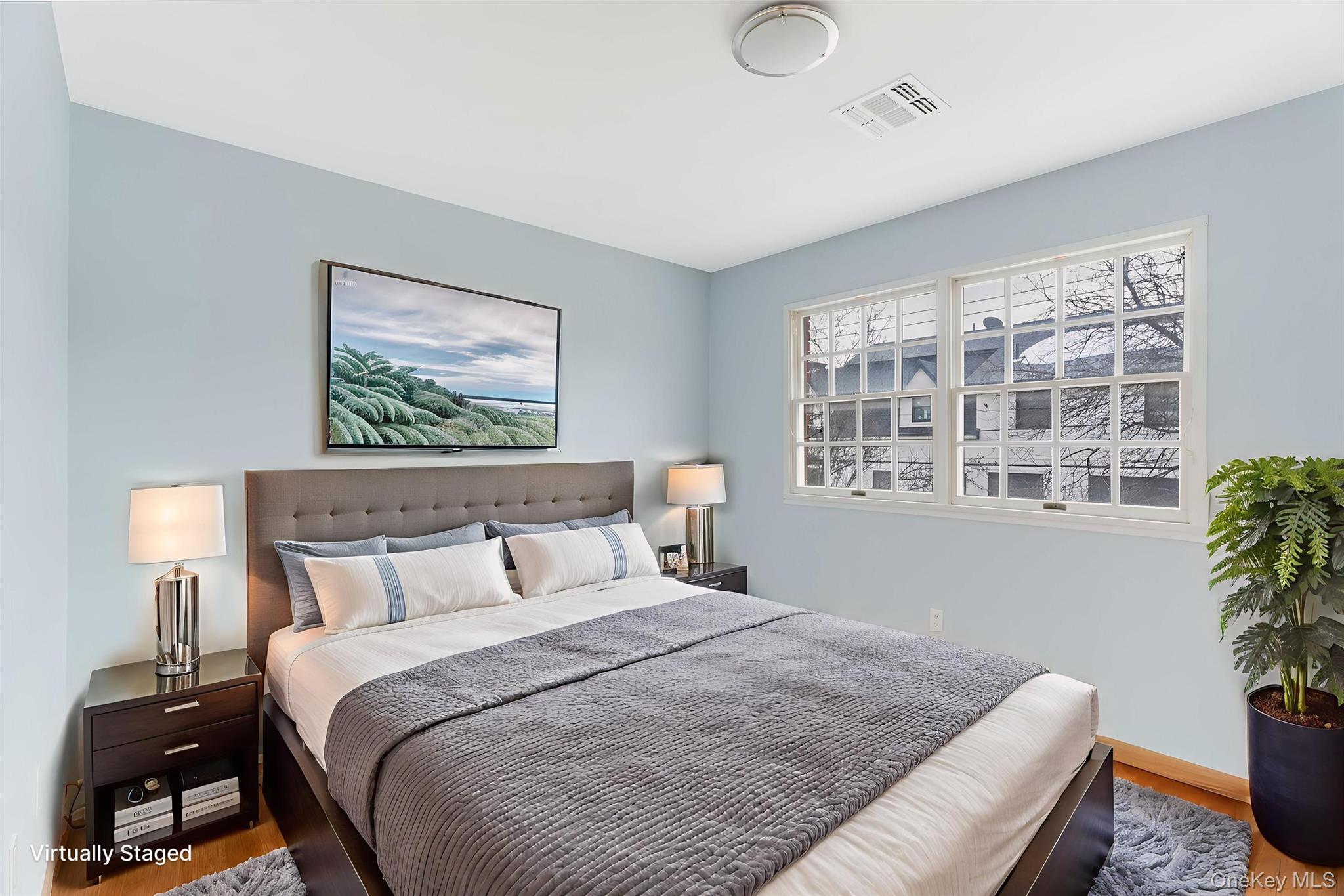 #4 photo, 43 Pierce Street, Staten Island , NY 10304