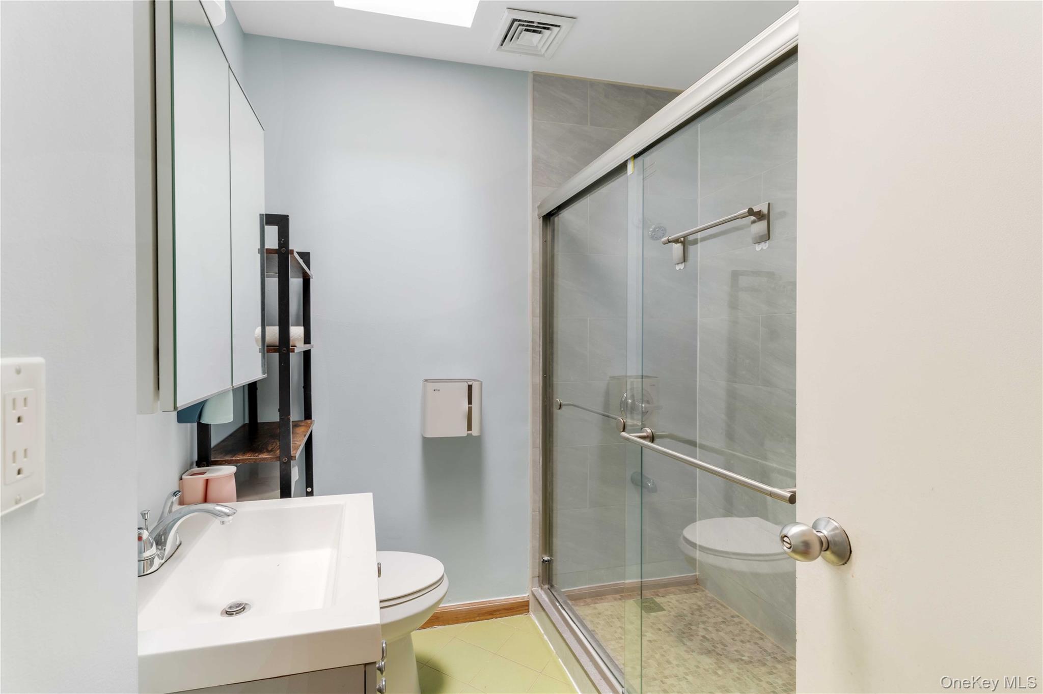 #7 photo, 43 Pierce Street, Staten Island , NY 10304