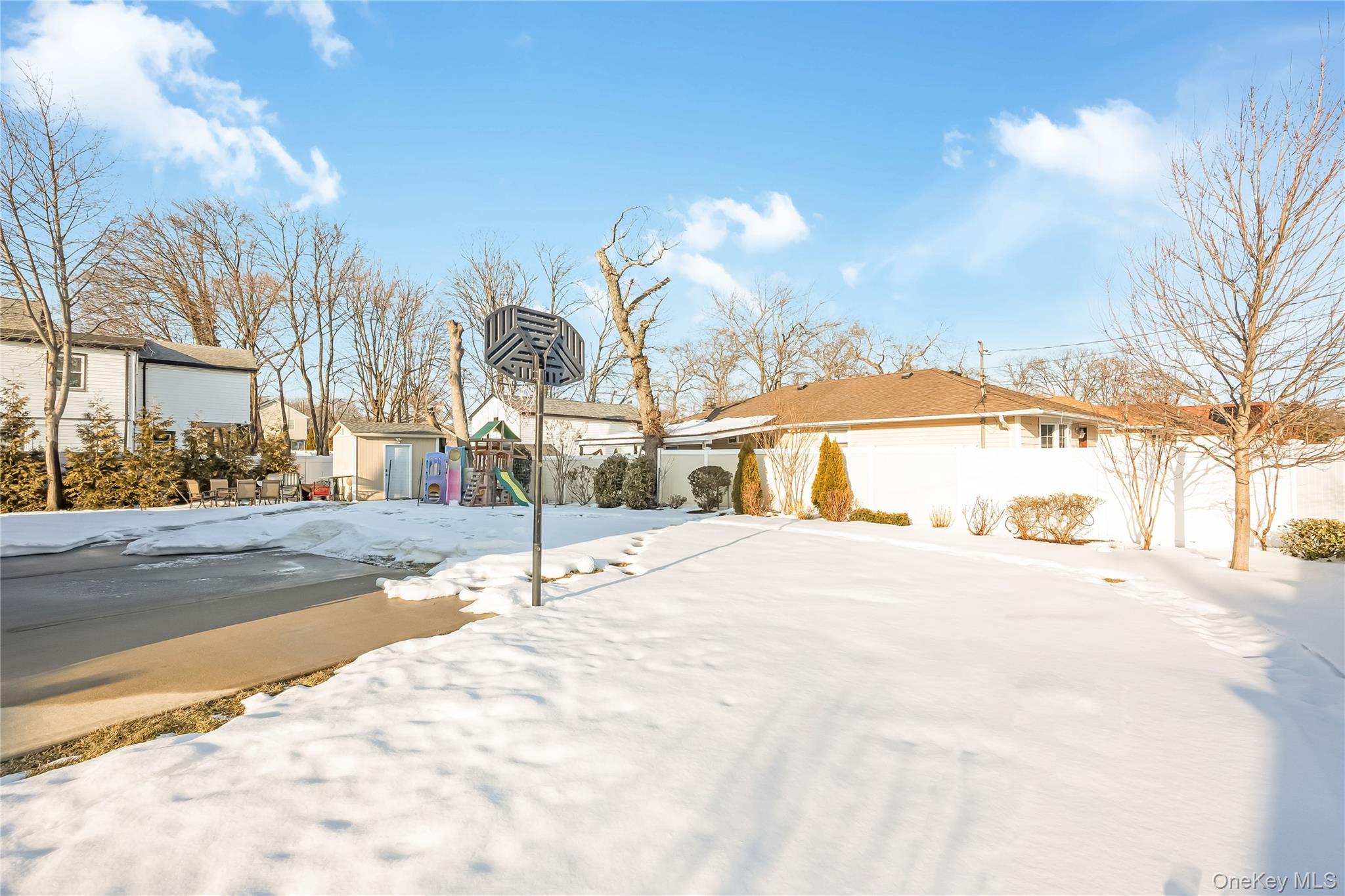 #3 photo, 128 Park Avenue, Roosevelt , NY 11575