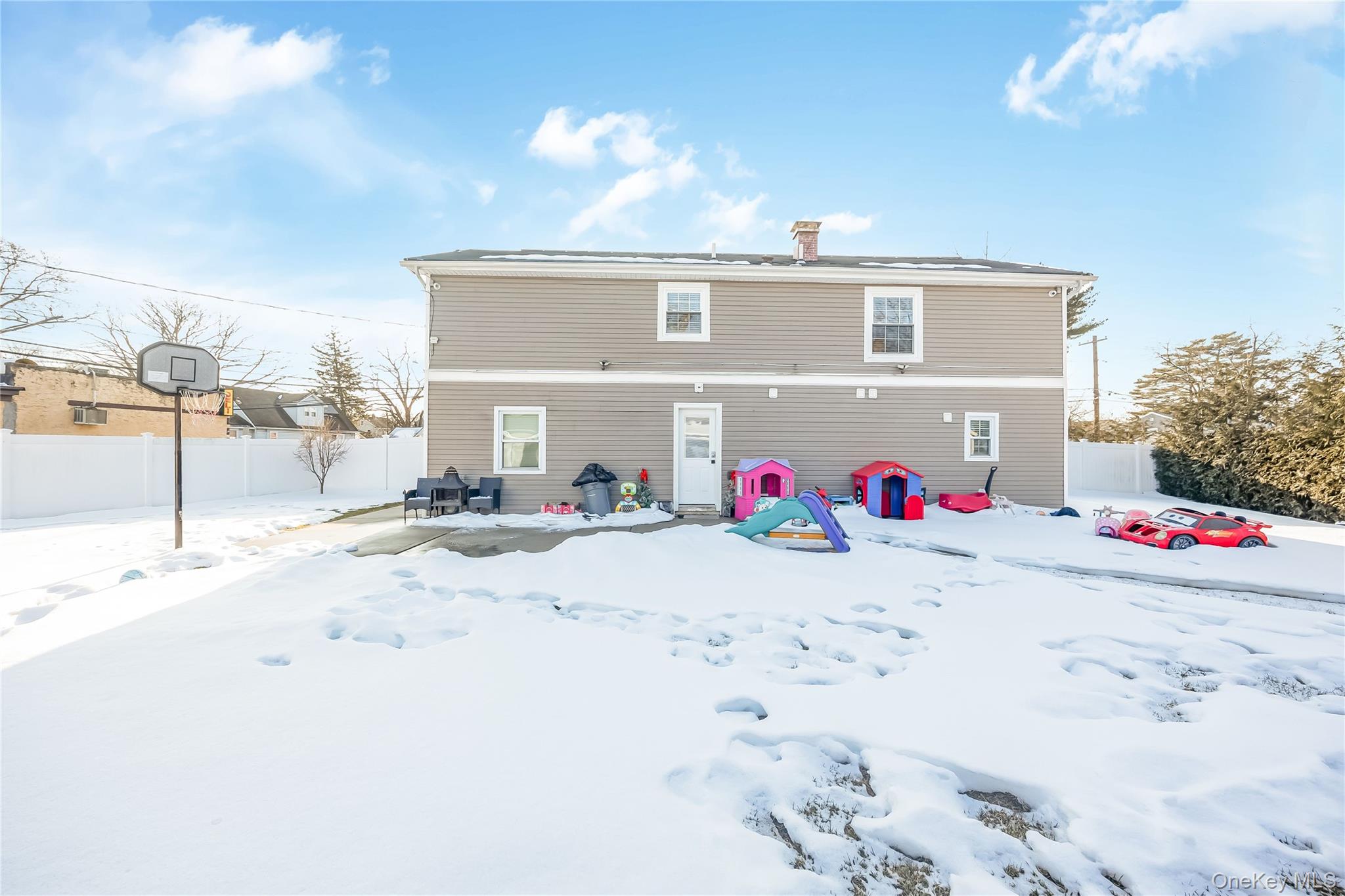 #6 photo, 128 Park Avenue, Roosevelt , NY 11575