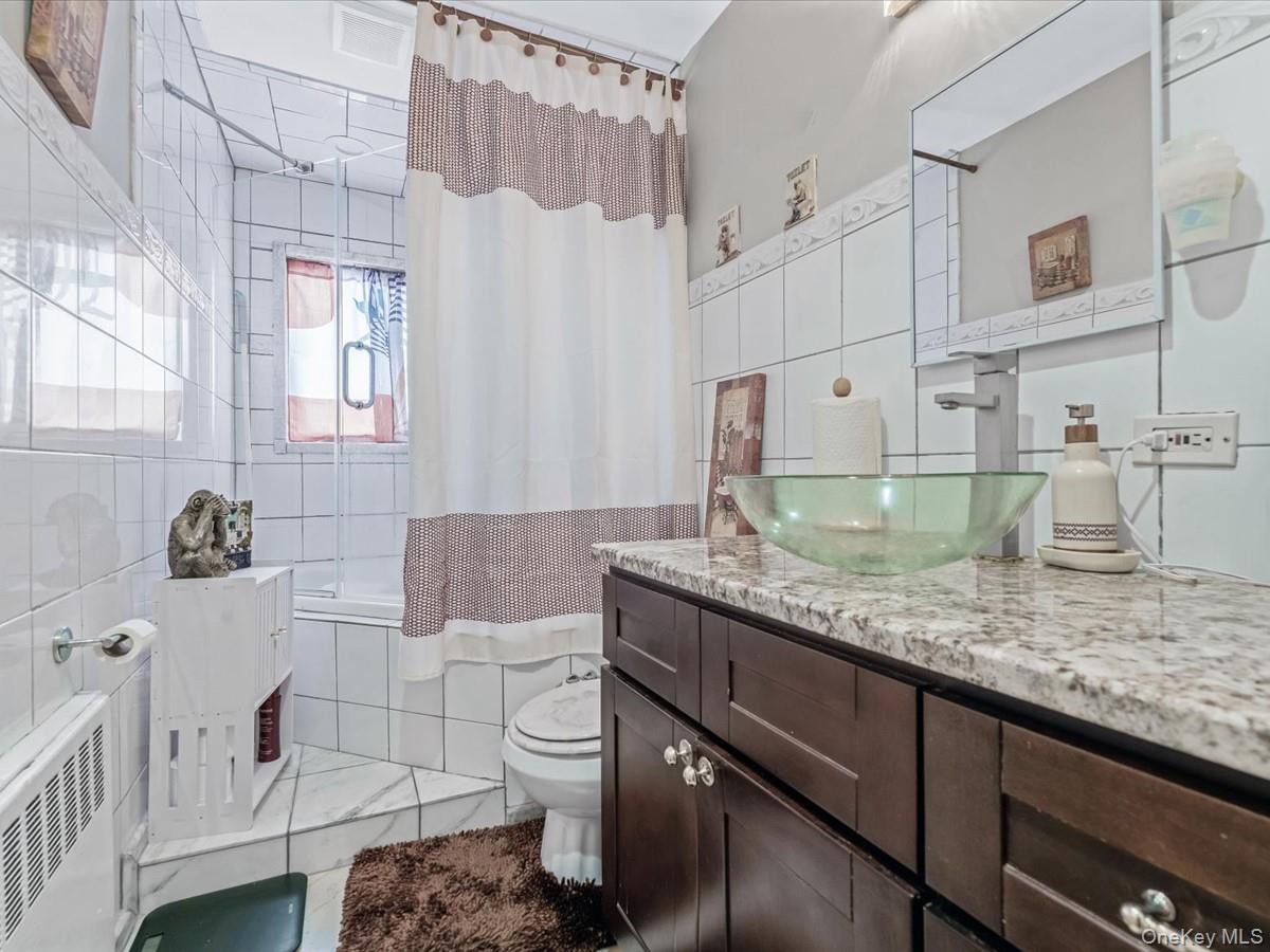 #11 photo, 601 Chautauqua Avenue, West Hempstead , NY 11552