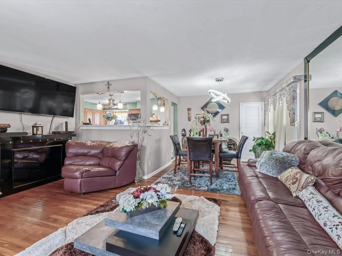 #3 photo, 601 Chautauqua Avenue, West Hempstead , NY 11552