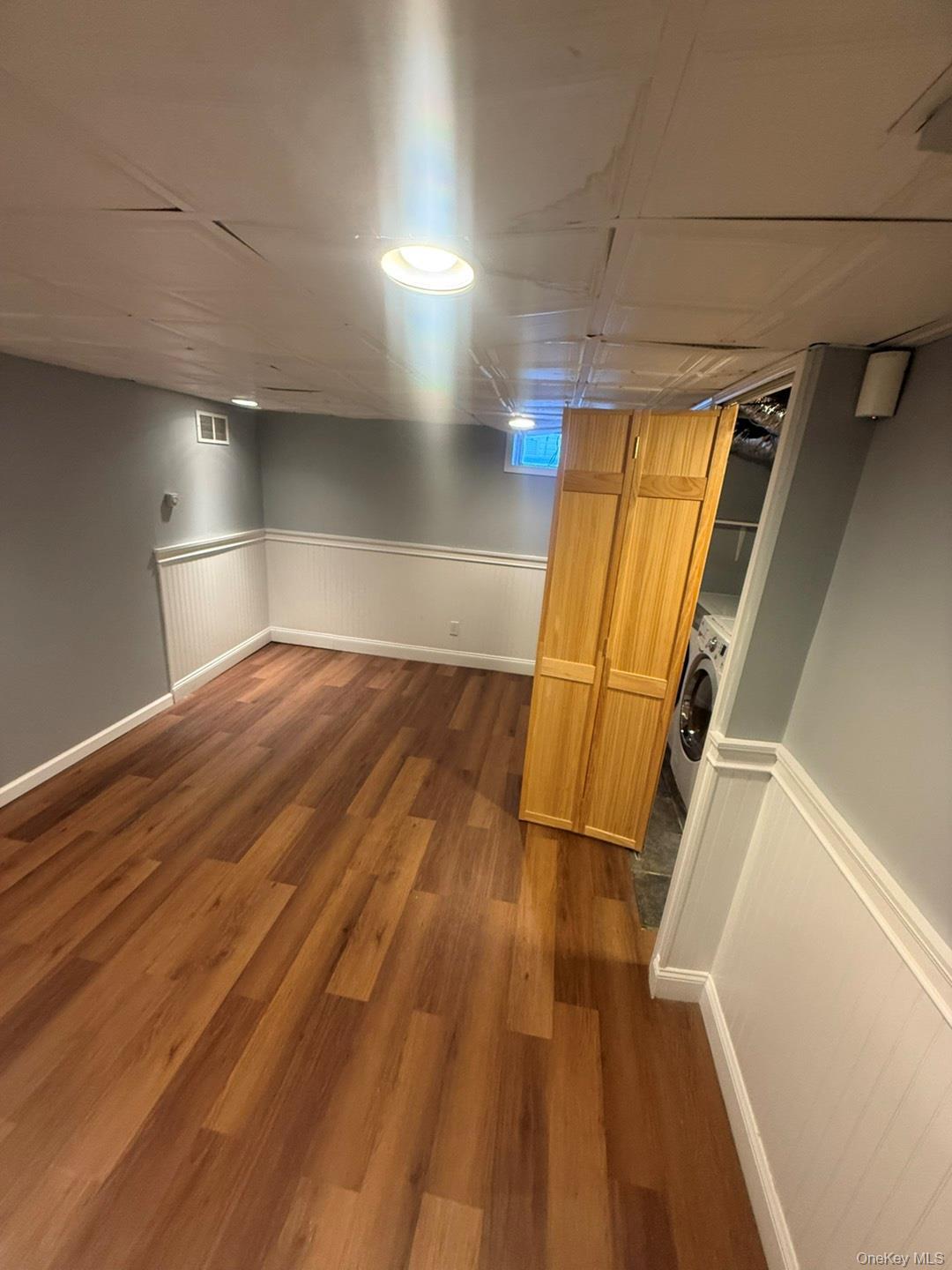 #8 photo, 396 Chestnut Avenue, מחוז נסאו East Meadow , NY 11554