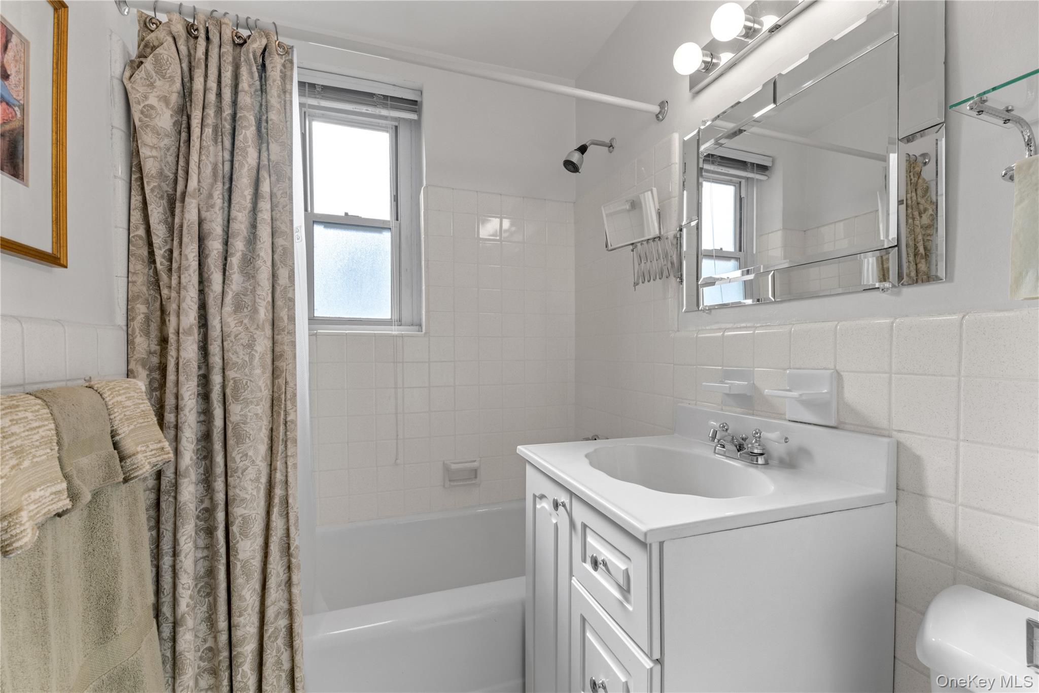 #15 photo, 18-65 211 Street, Bayside , NY 11360