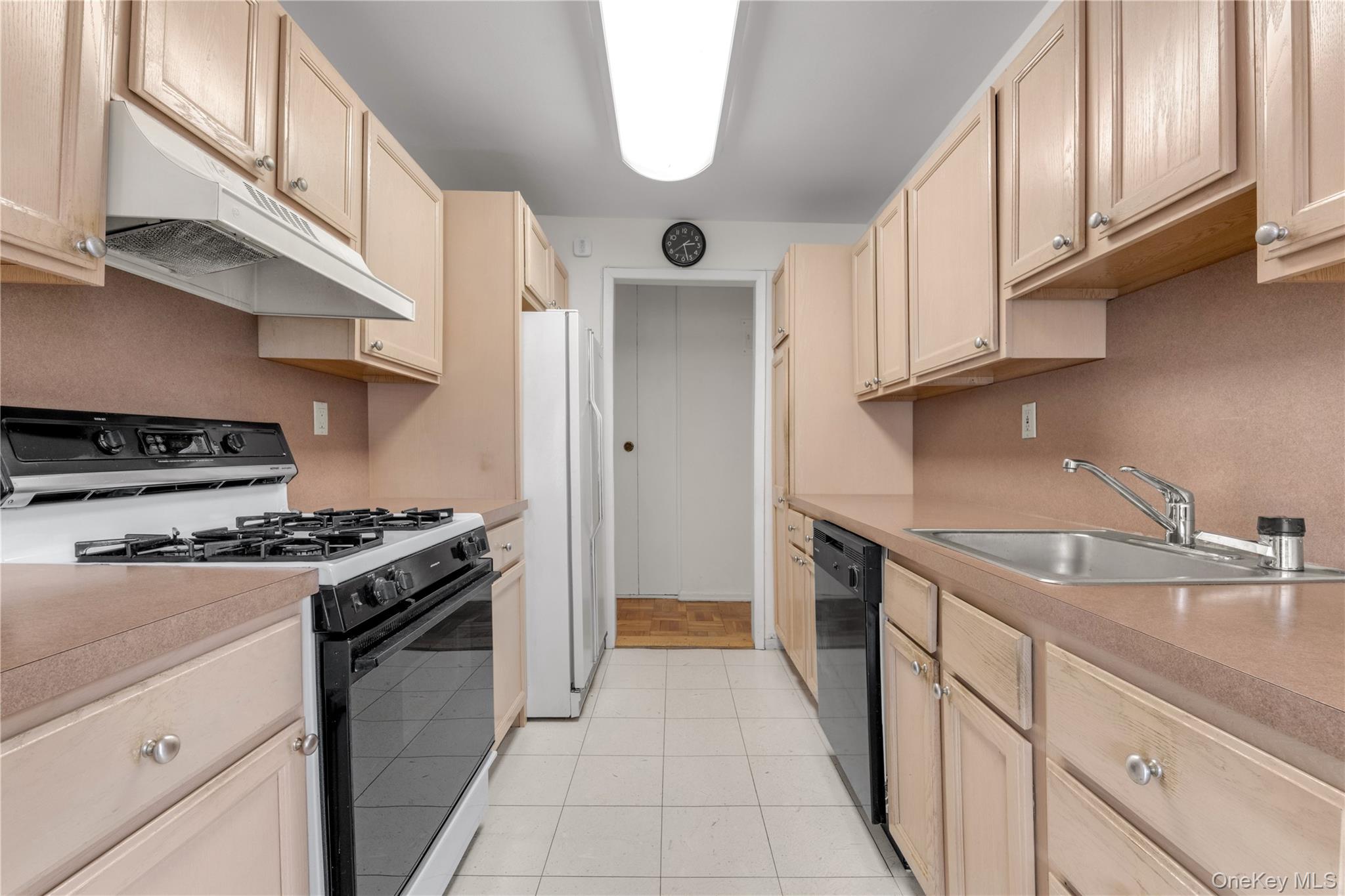 #7 photo, 18-65 211 Street, Bayside , NY 11360