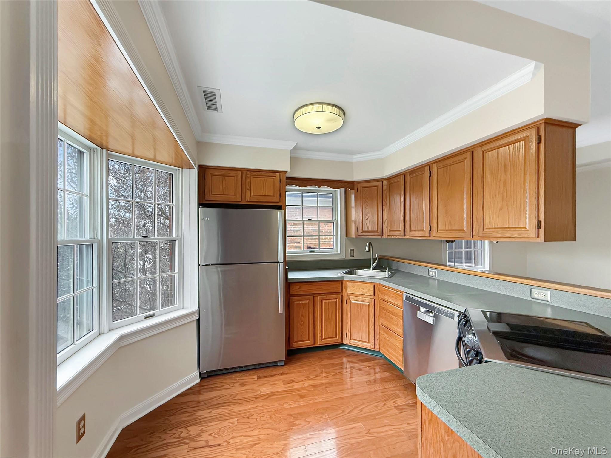 #7 photo, 70 High Point Circle, Newburgh , NY 12550