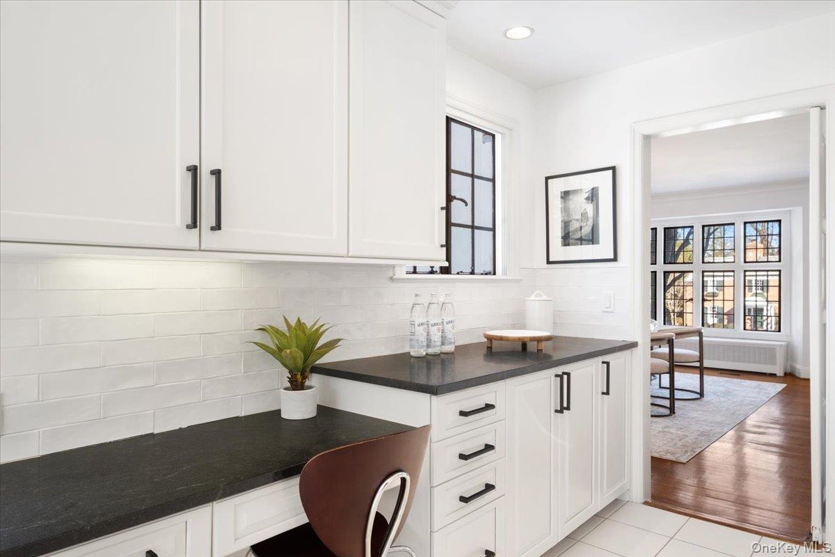 #18 photo, 8 South Drive, Larchmont , NY 10538